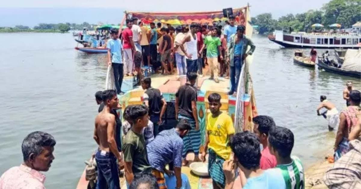 টাঙ্গুয়ার হাওরে নৌকা থেকে পড়ে পর্যটক নিখোঁজ