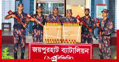 জয়পুরহাটে ৭৬৮ বোতল নিষিদ্ধ সিরাপ উদ্ধার