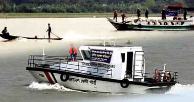 মা ইলিশ রক্ষায় ২২ দিনে ৫৩৬ জেলে কারাগারে
