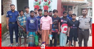 নিষেধাজ্ঞা অমান্য করে ইলিশ শিকার, ১৫ জেলে আটক