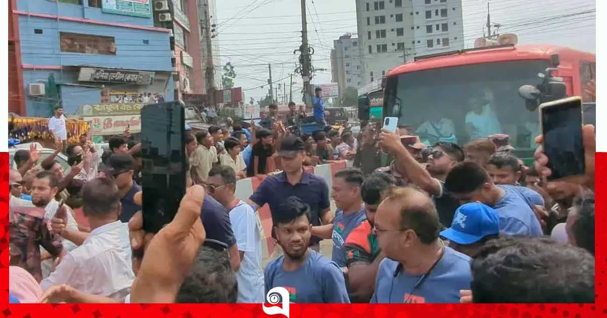 ফেনী পৌঁছেছেন প্রধানমন্ত্রী