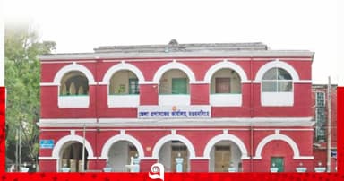 প্রশাসন-জনপ্রতিনিধিদের দূরত্ব বাড়ছে
