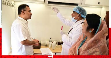 নিরাপদ খাদ্য পরীক্ষার ভ্রাম্যমাণ ল্যাব পরিদর্শন করলেন প্রধানমন্ত্রী