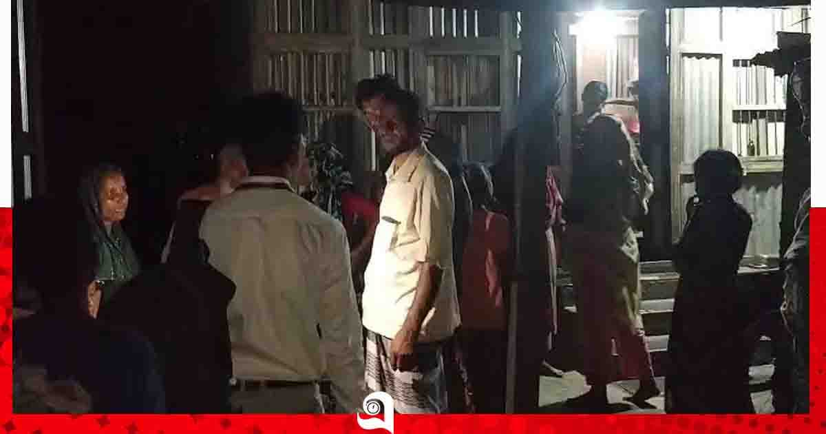 নেশার টাকা না পেয়ে নিজের ঘরেই আগুন দুই ভাইয়ের