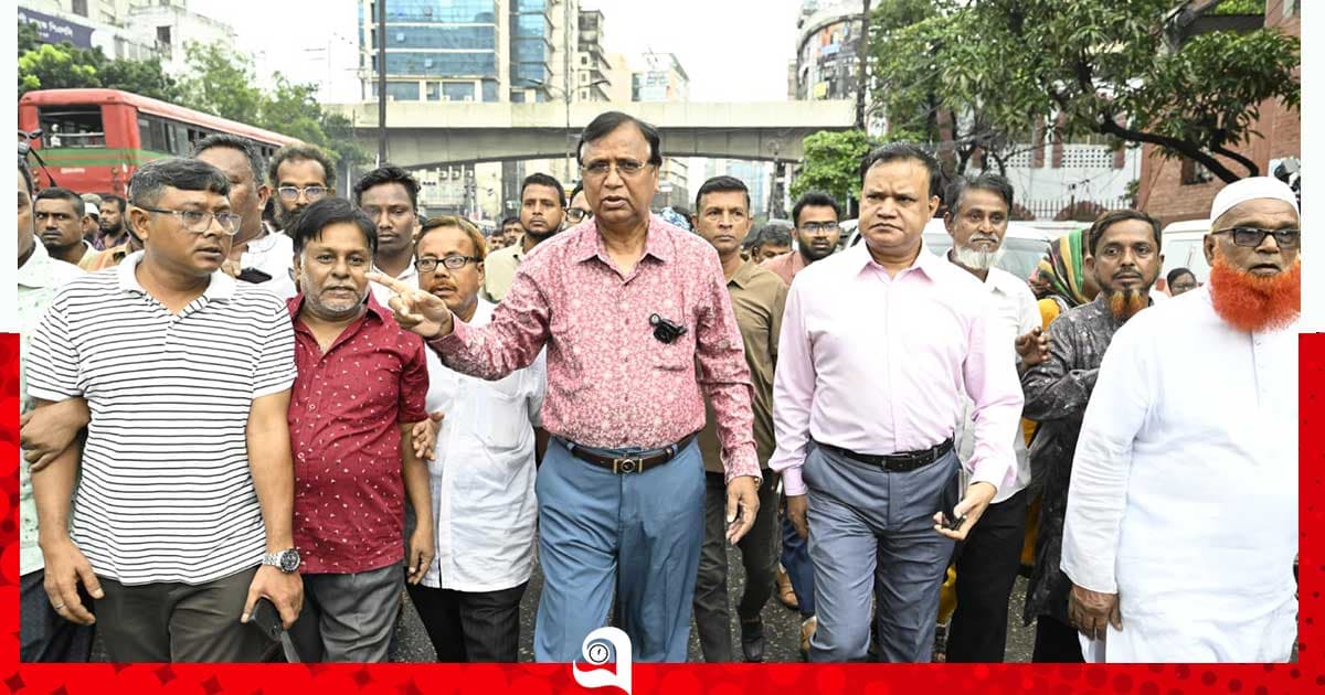 পল্টন মোড় থেকে নর্থ সাউথ রোড পর্যন্ত হকারমুক্ত ঘোষণা ডিএসসিসি’র