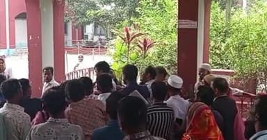 শেরপুরে স্বামী-সতীনকে জুতা পেটা, স্ত্রী কারাগারে