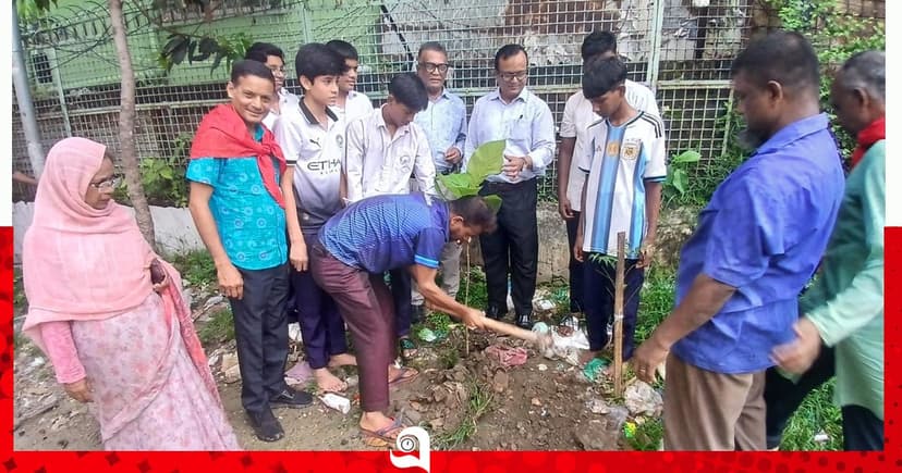 সিদ্ধেশ্বরী উচ্চ বিদ্যালয়ে খেলাঘরের বৃক্ষরোপণ