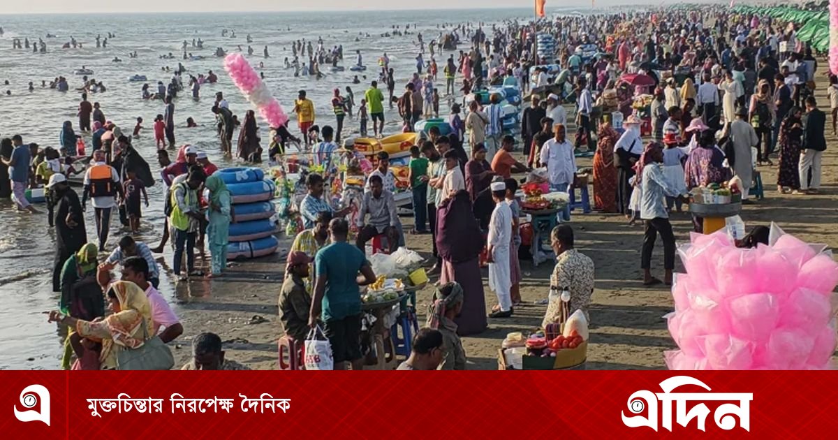 Photo: দৈনিক এদিন Travelers Flood Cox's Bazar and Regional Hubs for Five-Day Holiday